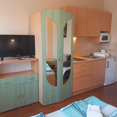 Lara Apartamento Siófok